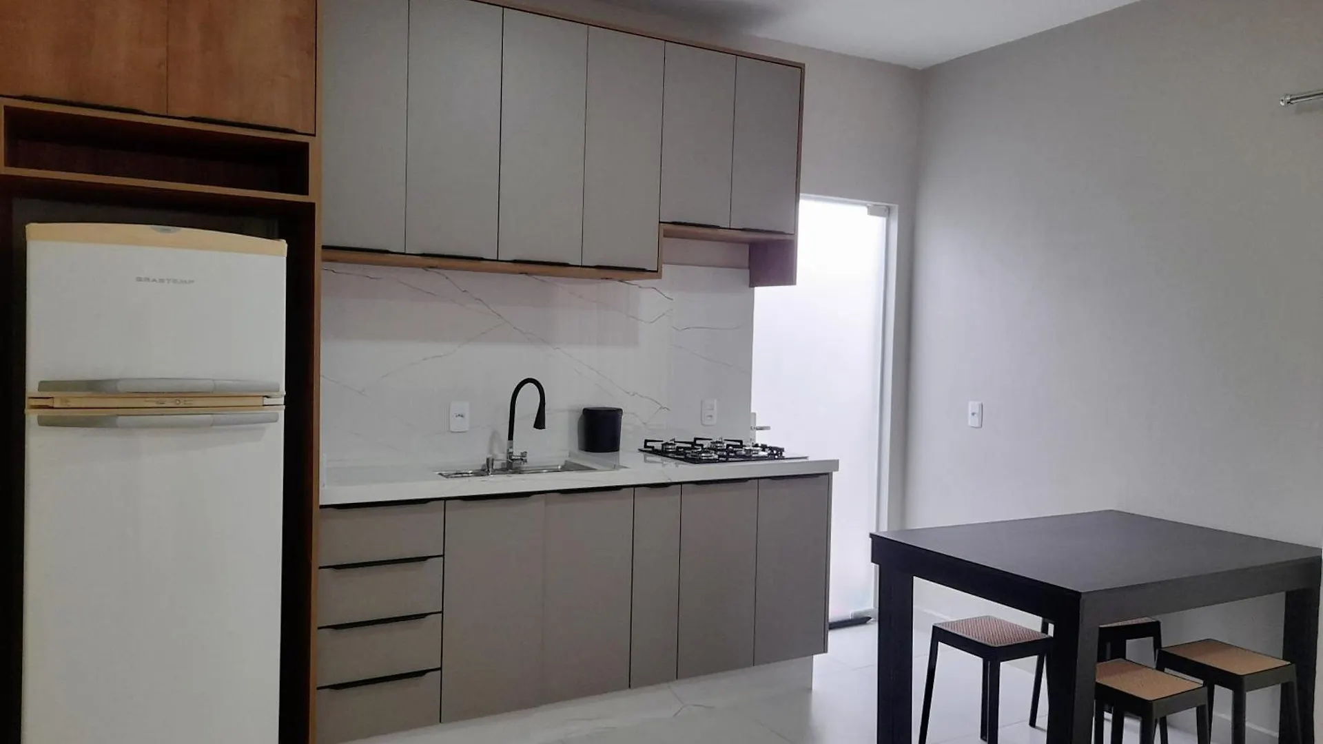 公寓 Apartamento Praia Do Quilombo Centro - 02 佩尼亚